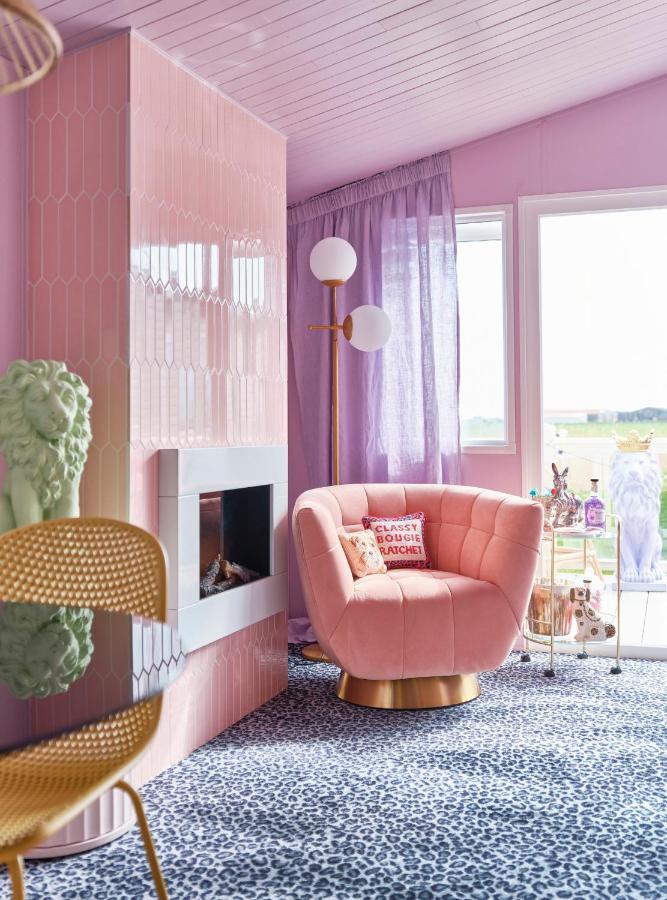 Fun Barbie Inspired, 6 Berth Caravan - Camber Sands Holiday Park, Near The Beach Exteriör bild